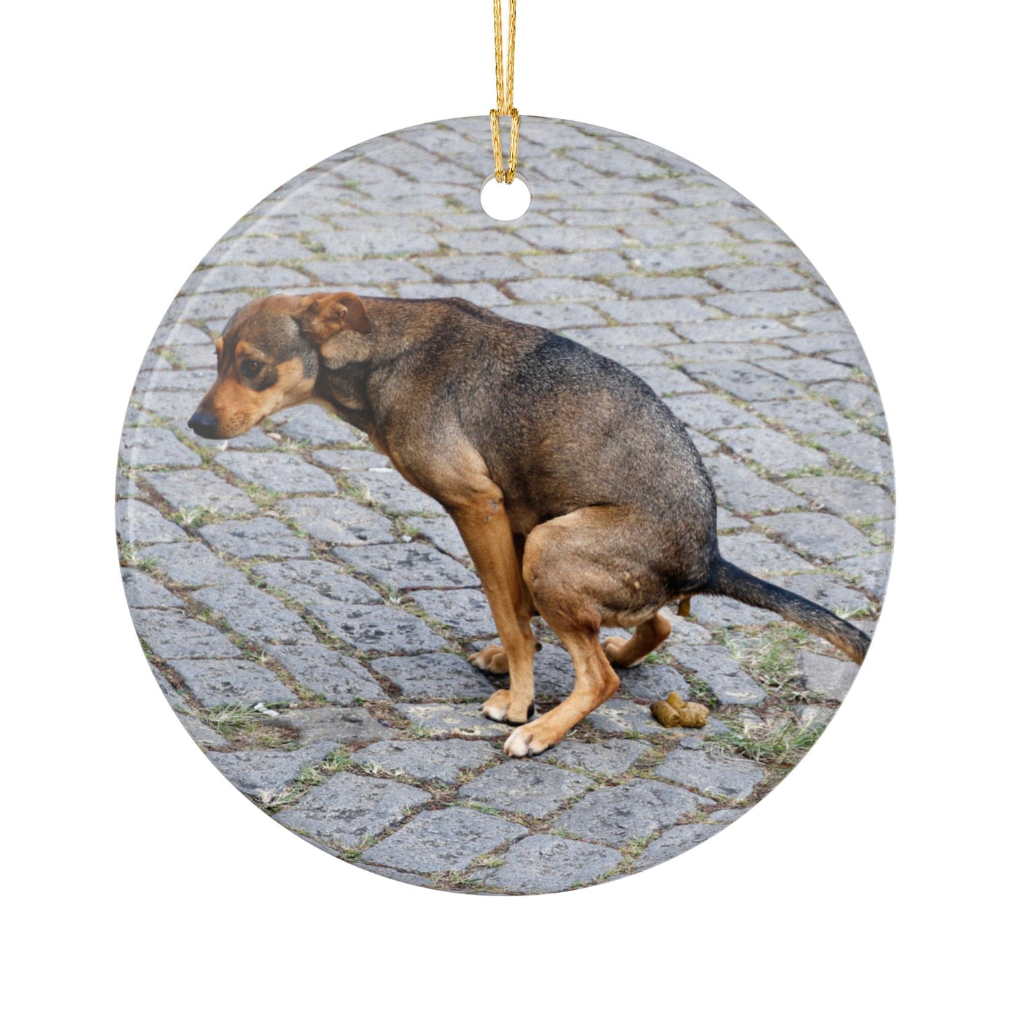Funny Pooping Dog Ceramic Ornament – Quirky Holiday Décor for Dog Lovers, Single Pack, White Ceramic with Gold Hanging String