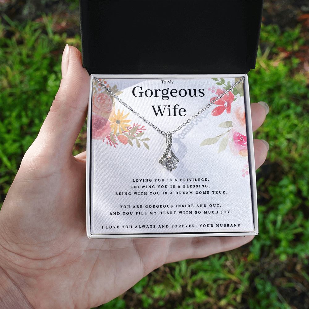 Best Gifts 305-To My Gorgeous Wife Necklace with Quote from Husband