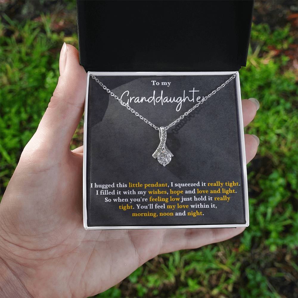 Best Gifts 305-To My Granddaughter Necklace with Inspirational Card